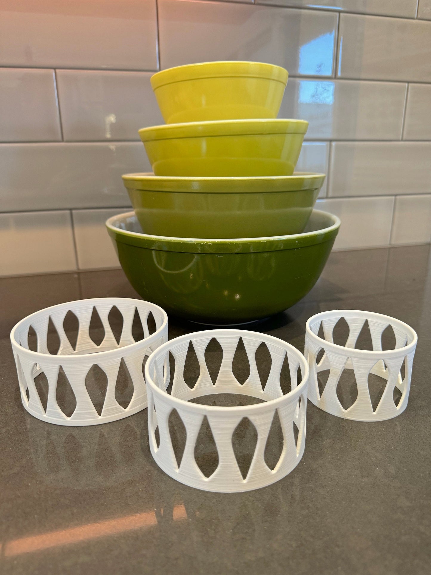Set of 3 Acrylic Display Stands for Mixing Bowls and Cinderella Bowls, Bowl Risers for Kitchen Organization, Stands Only