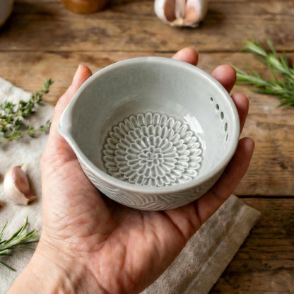 Ceramic Garlic Grater Bowl with Built-in Herb Stripper, Small Dipping Dish for Ginger and Herbs
